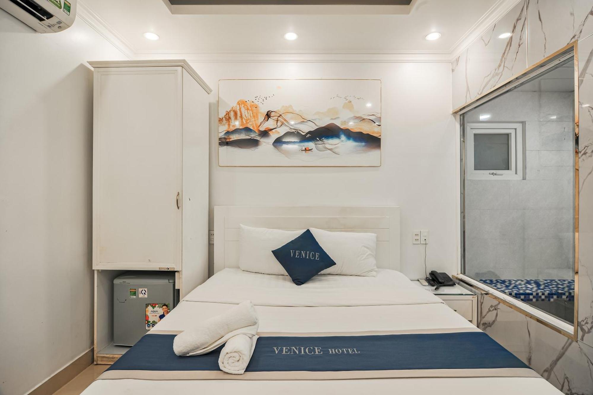 Venice Hotel โฮจิมินห์ซิตี้ ภายนอก รูปภาพ