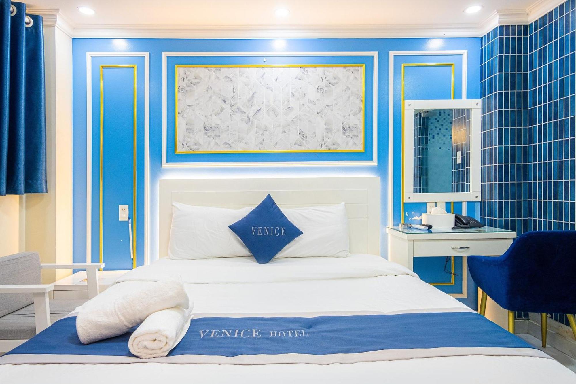 Venice Hotel โฮจิมินห์ซิตี้ ภายนอก รูปภาพ